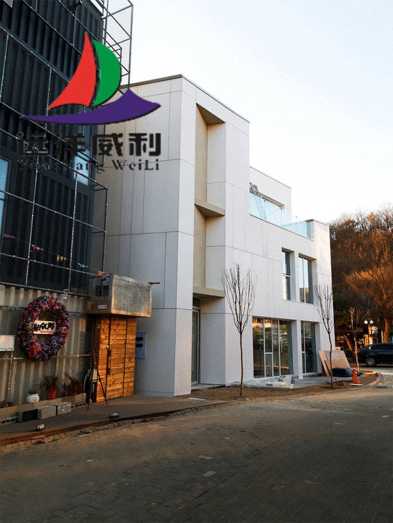 Appreciation of Internet famous houses built in Korea using ocean wide Willie board